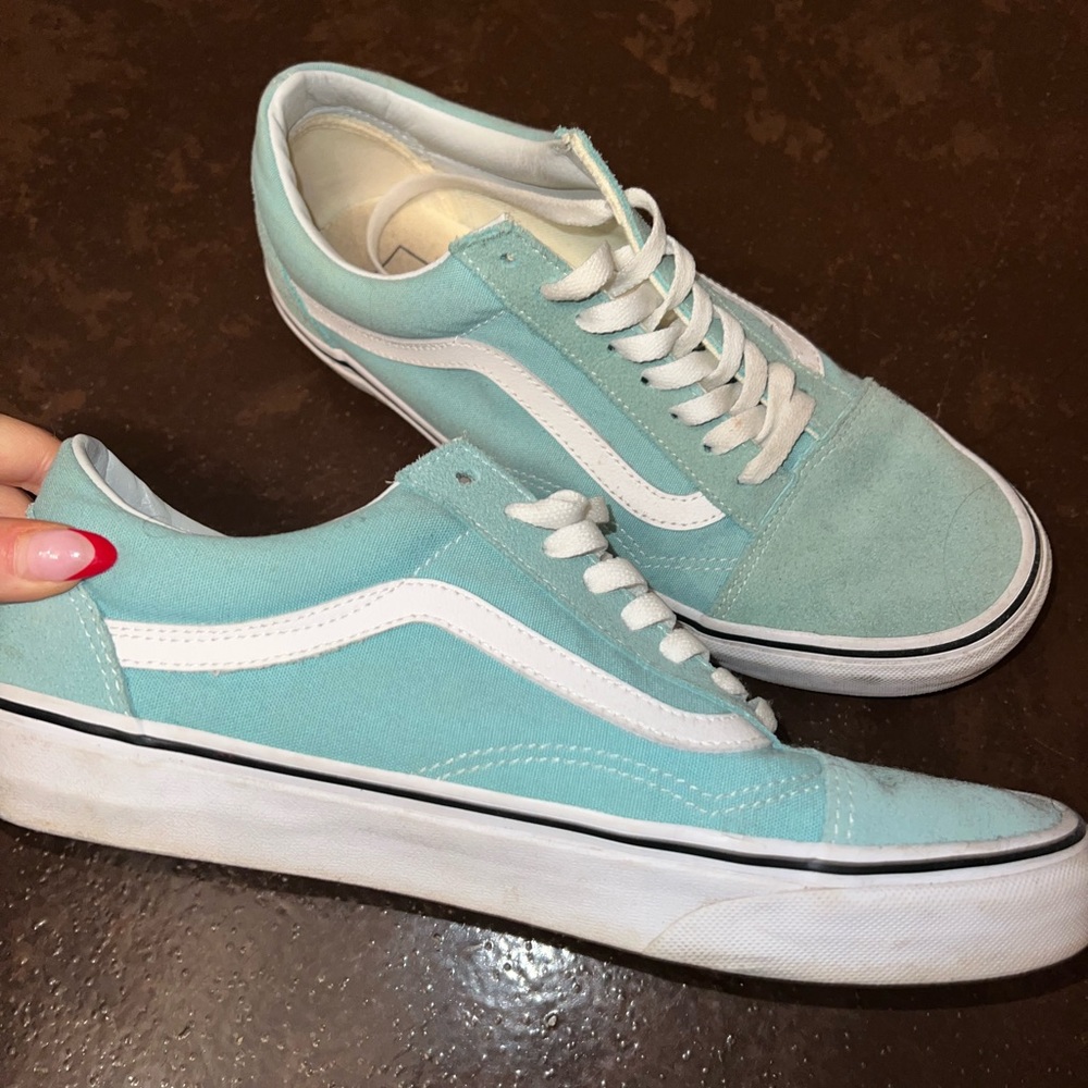 *ordered and never worn*VANS Teal/turquoise mens 9.0, womens 10.5 gently worn